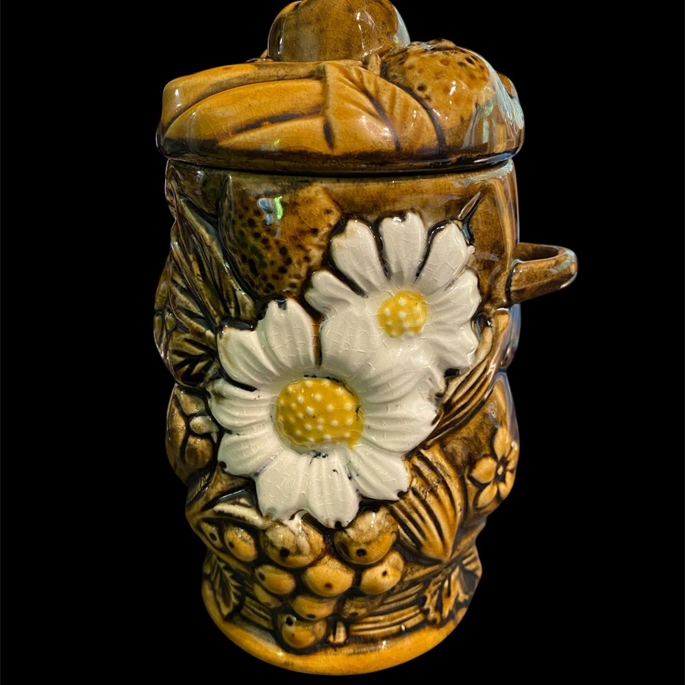 Vintage 70s Fred Roberts Sculptured Daisy Fruit Canister Pottery Jar & Lid Japan